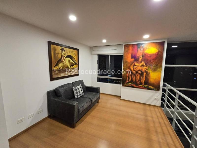 Luxury 2BR Duplex in El Tesoro - 3