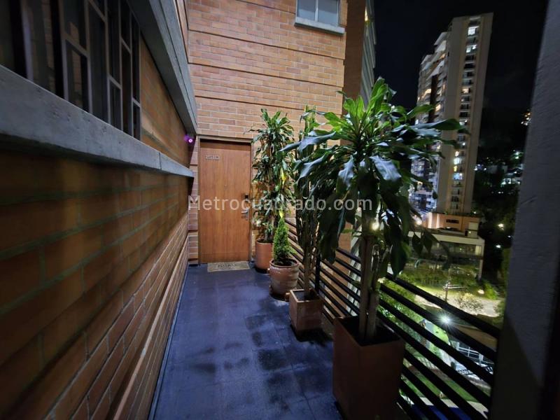 Luxury 2BR Duplex in El Tesoro - 7