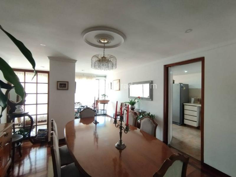 Apartamento Amplio de 3 Alcobas con 4 Baños en Milla de Oro - 3