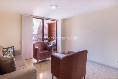 Apartamento en venta en La Castellana, Medellín · foto 2 de 11
