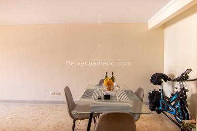 Apartamento en venta en La Castellana, Medellín · foto 3 de 11