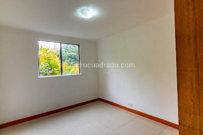 Apartamento de 3 alcobas en venta en La Inferior, Medellín, 87 m² · foto 5 de 11