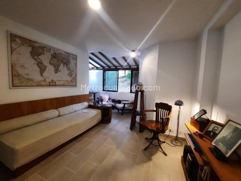 Apartamento Amoblado Cómodo de 2 Alcobas en Loma de San Julián - 3