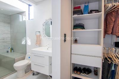 Casa de 4 alcobas en venta en Alto De Palmas, Envigado, 1783 m² · foto 16 de 20