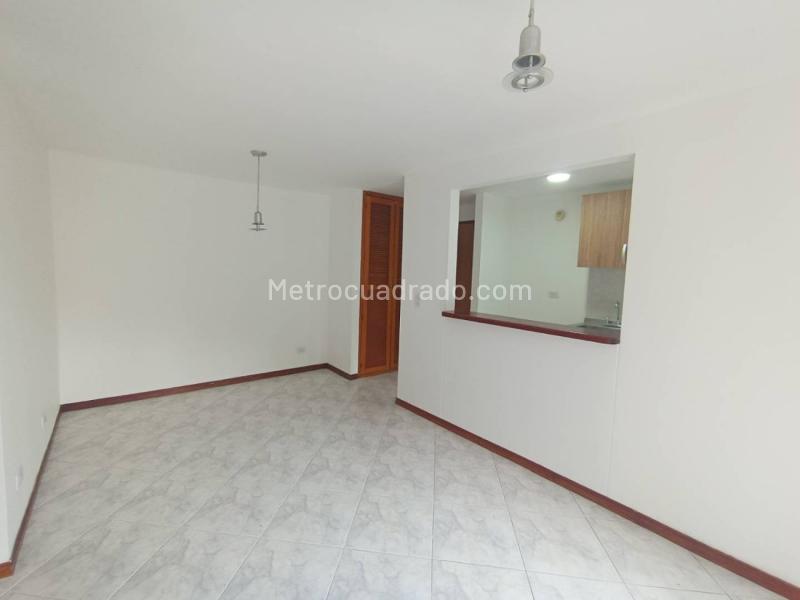 Spacious 3BR Apartment in Castropol