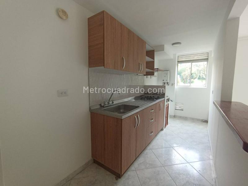 Spacious 3BR Apartment in Castropol - 3