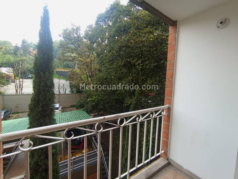 Spacious 3BR Apartment in Castropol - 5