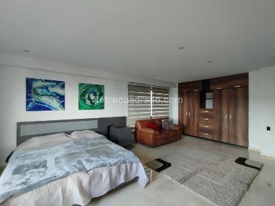 Apartamento de 3 alcobas en arriendo en Altos Del Poblado, Medellín, 315 m² · foto 12 de 19