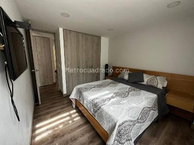 Apartamento en arriendo en Alejandria, Medellín · foto 8 de 12