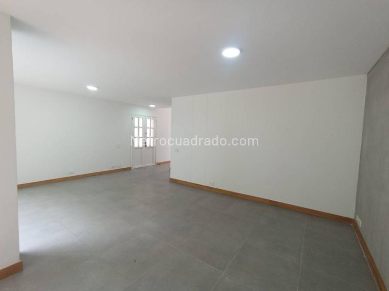 Casa Cómoda de 3 Alcobas y 4 Baños en San Lucas - 2