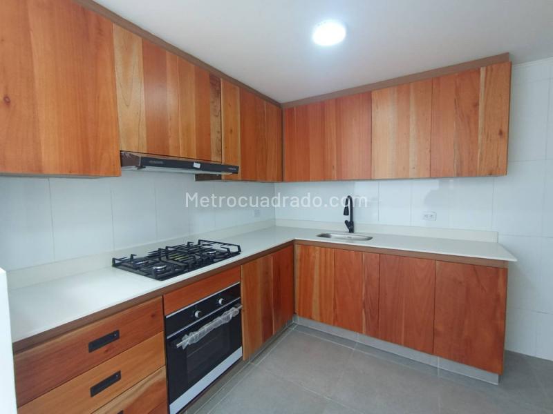 Casa Cómoda de 3 Alcobas y 4 Baños en San Lucas - 3