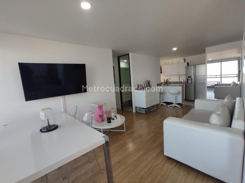 Apartamento Amoblado de 3 Alcobas en Loma de los González - 6