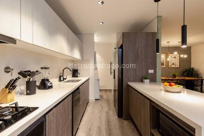 Apartaestudio en arriendo en Loma De Los Gonzalez, Medellín · foto 14 de 16