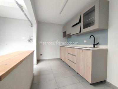 Casa de 4 alcobas en arriendo en Manila, Medellín, 200 m² · foto 16 de 17