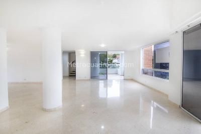 Apartamento en arriendo en El Tesoro, Medellín · foto 8 de 18