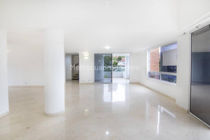 Espectacular Penthouse de 3 Alcobas en El Tesoro - 8