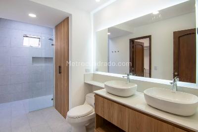 Apartamento en arriendo en El Tesoro, Medellín · foto 15 de 18