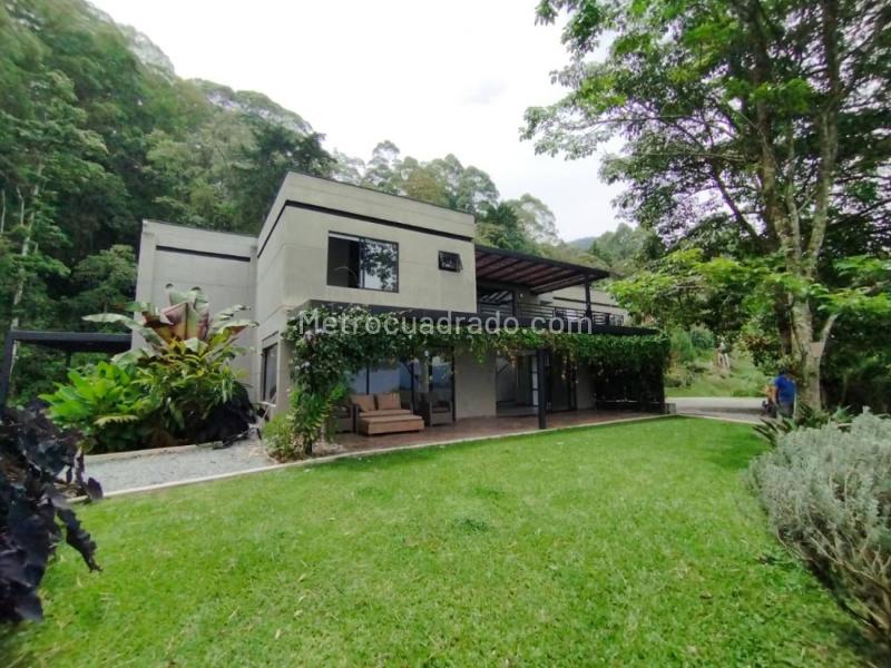 House in Envigado, Valle de Aburrá - Vista 4