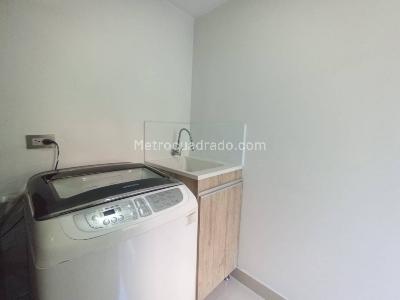 Apartaestudio en arriendo en Loma Del Indio, Medellín, 61 m² · foto 14 de 14