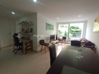 Apartaestudio en arriendo en Loma Del Indio, Medellín, 61 m² · foto 4 de 14