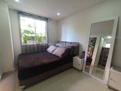 Apartaestudio en arriendo en Loma Del Indio, Medellín, 61 m² · foto 7 de 14