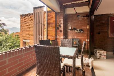 Apartamento de 3 alcobas en venta en Loma De Los Gonzalez, Medellín, 256 m² · foto 3 de 7
