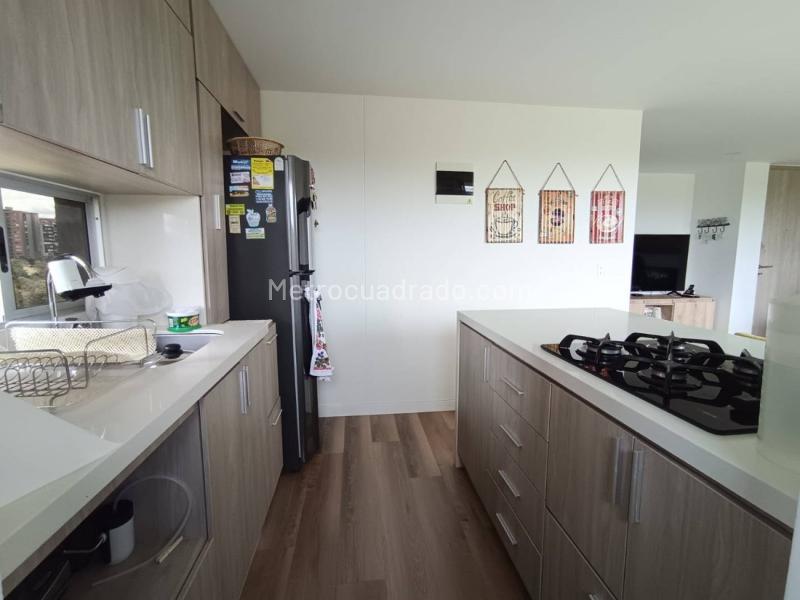 Apartamento Amoblado de 3 Habitaciones en Ojo de Agua - 5