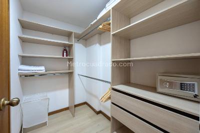 Apartamento en arriendo en Provenza, Medellín · foto 10 de 18