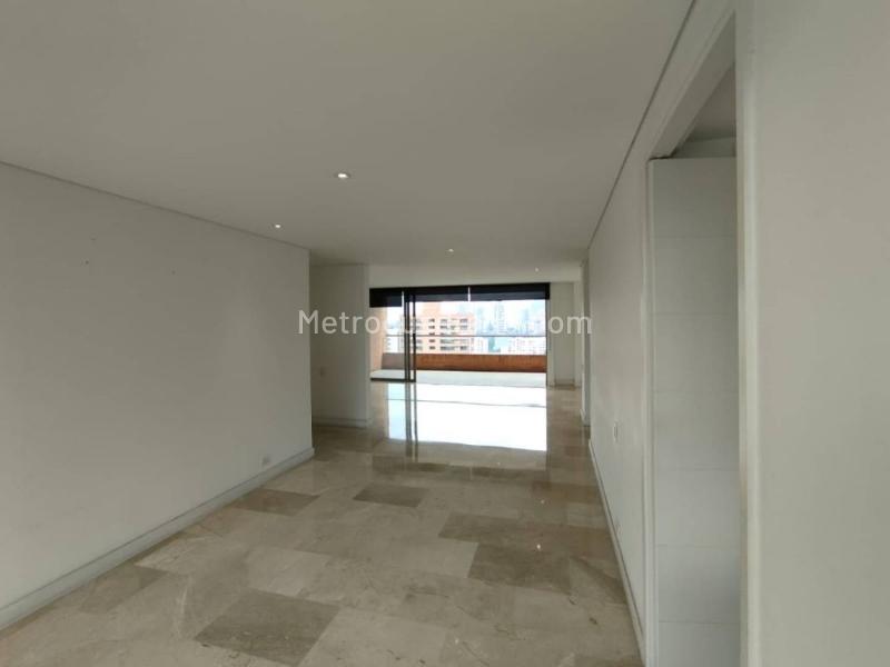 Espectacular Apartamento de 2 Alcobas en Loma de Los Parra - 6