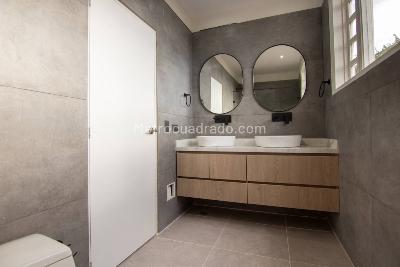 Casa de 4 alcobas en venta en El Tesoro, Medellín, 345 m² · foto 14 de 16
