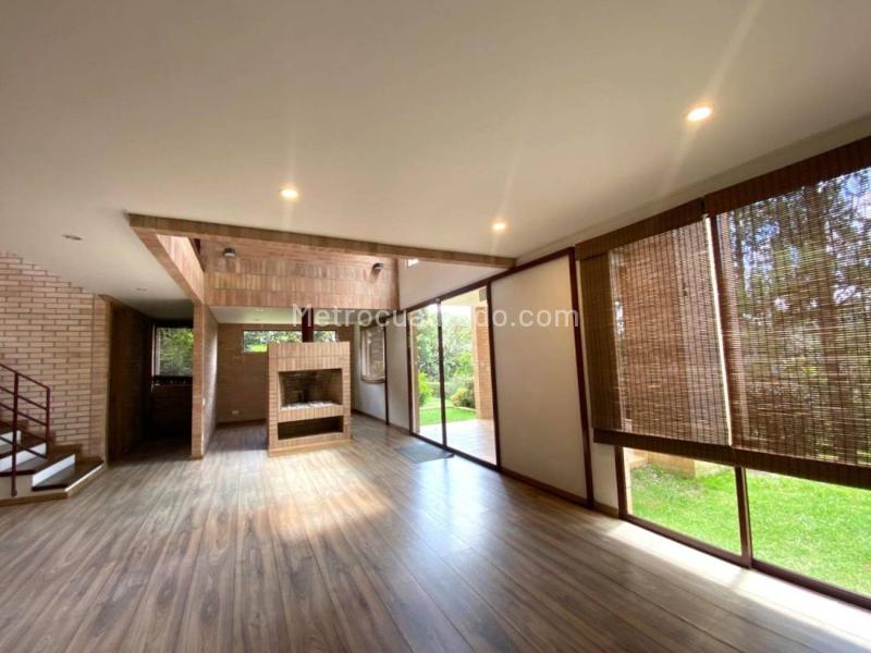 Countryside 3BR House in El Retiro (Exclusive Sector) - 5