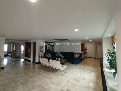Apartamento en arriendo en Los Balsos, Medellín · foto 5 de 20