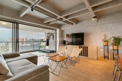 Apartamento de 2 alcobas en arriendo en Castropol, Medellín, 117 m² · foto 10 de 17
