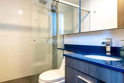 Apartamento de 2 alcobas en arriendo en Castropol, Medellín, 117 m² · foto 16 de 17