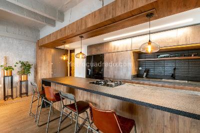 Apartamento de 2 alcobas en arriendo en Castropol, Medellín, 117 m² · foto 3 de 17