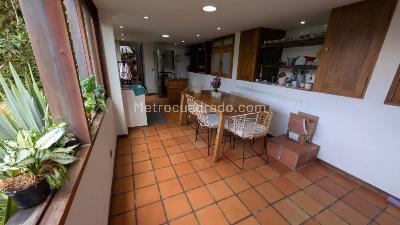 Casa de 3 alcobas en arriendo en Los Balsos, Medellín, 2000 m² · foto 4 de 7