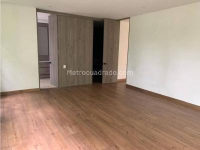 Apartamento de 3 alcobas en venta en San Lucas, Medellín, 335 m² · foto 17 de 19