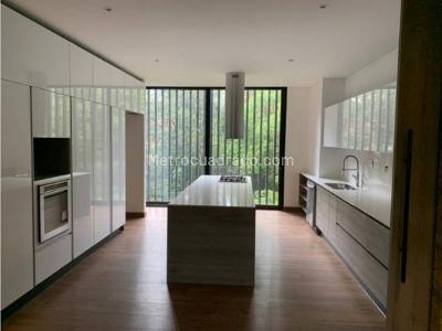 Apartamento de 3 alcobas en venta en San Lucas, Medellín, 335 m² · foto 6 de 19