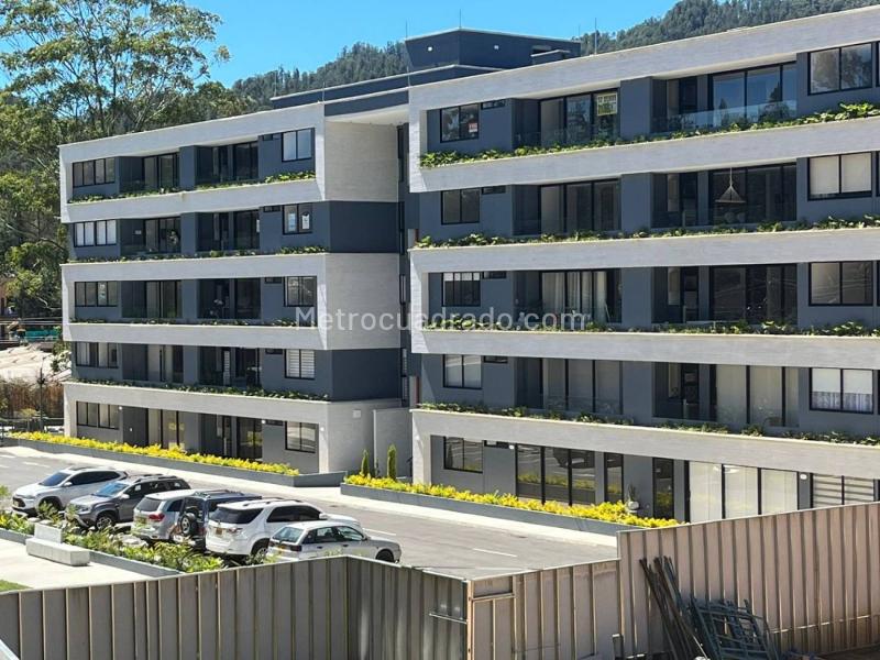 Apartamento Tranquilo de 3 Alcobas con Amenidades Tipo Resort en El Retiro
