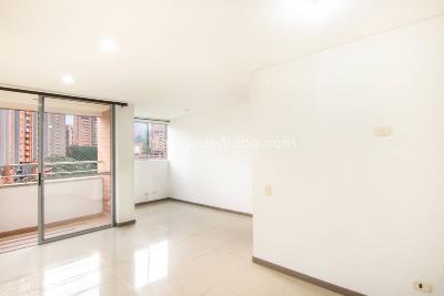 Apartamento de 2 alcobas en venta en Pilsen, Itagüí, 62 m² · foto 10 de 10