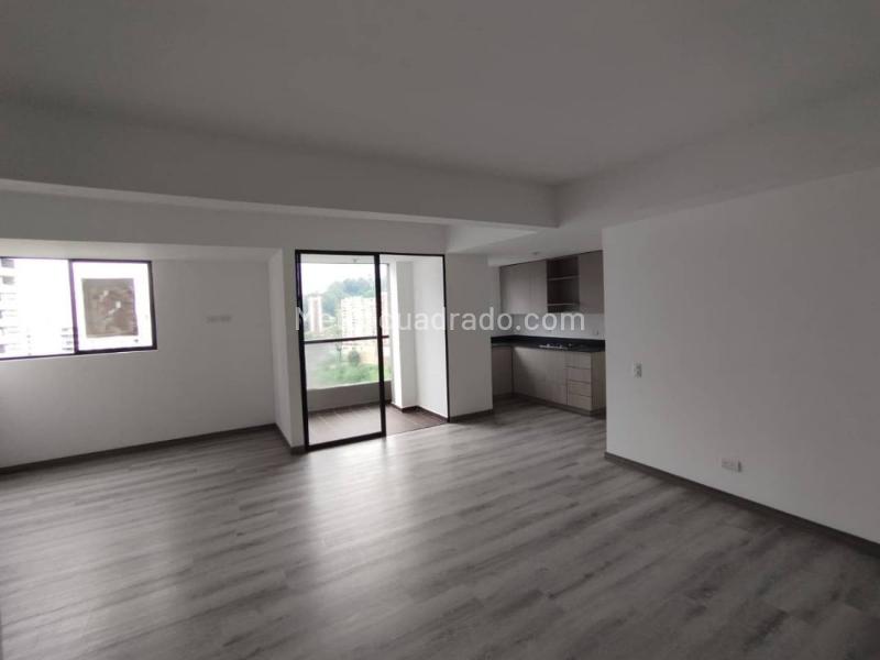 Apartamento Nuevo de 2 Alcobas en El Poblado con 3 Baños y Balcón Panorámico - 7