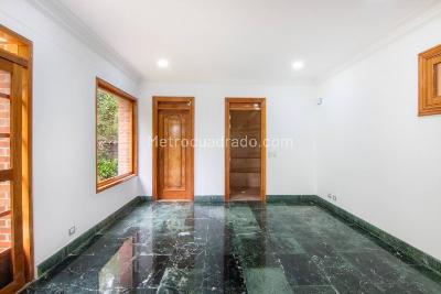Casa de 4 alcobas en venta en La Calera, Medellín · foto 11 de 20