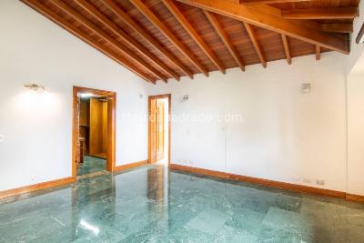 Casa de 4 alcobas en venta en La Calera, Medellín · foto 17 de 20