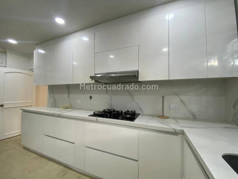 Spectacular 4BR House with Jacuzzi in El Poblado - 8
