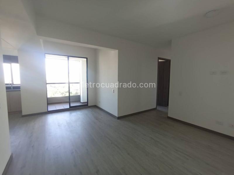Apartamento Nuevo de 3 Alcobas con Vista Panorámica a Montañas en El Poblado - 3