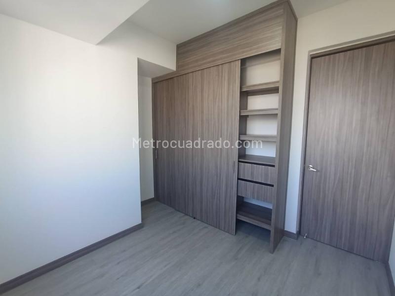 Apartamento Nuevo de 3 Alcobas con Vista Panorámica a Montañas en El Poblado - 5