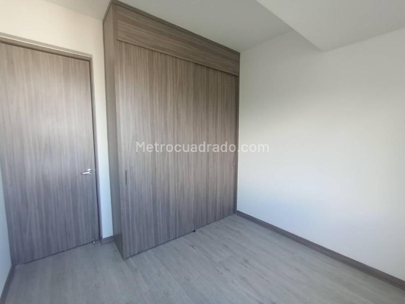 Apartamento Nuevo de 3 Alcobas con Vista Panorámica a Montañas en El Poblado - 6