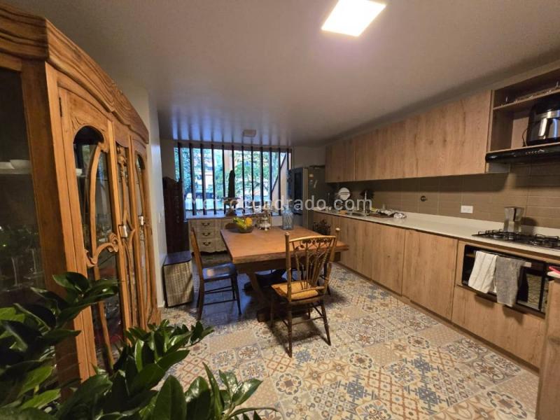 Apartamento remodelado de 2 alcobas en La Frontera - 4