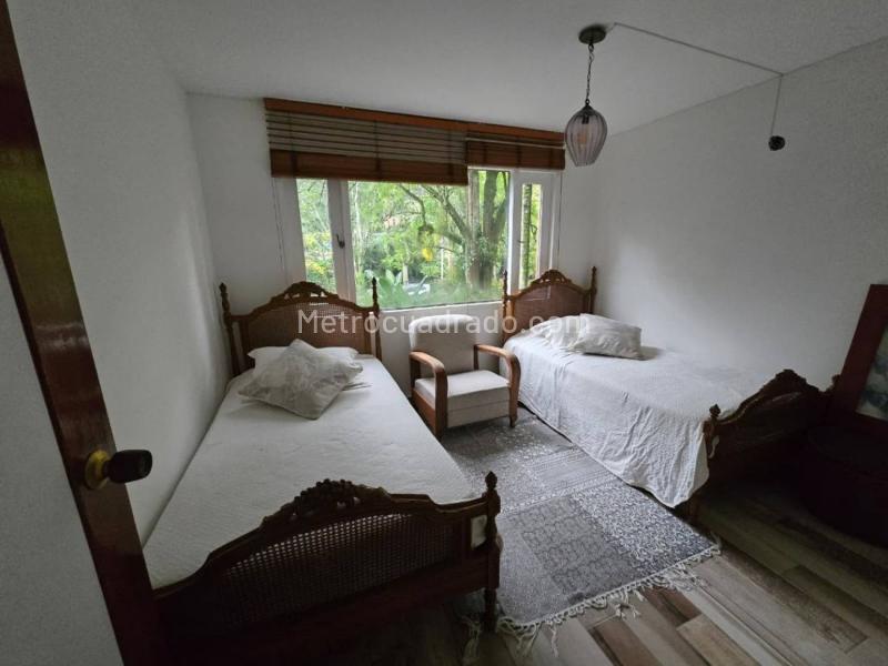 Apartamento remodelado de 2 alcobas en La Frontera - 9