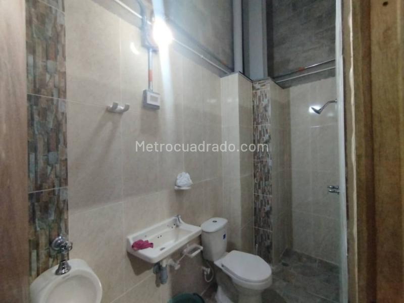 Bodega en Arriendo, Calle Larga, Sabaneta - Más